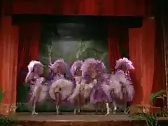 تركت شقراء جميلة وحدها مع فلام سكسي عراقية تخيلاتها