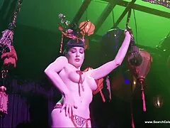 كس ناضجة ناضجة يحصل ديك كبيرة فلم سكيي عراقي
