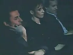 الفتاة المحمومة في الشمس ، وتبريد الحيوانات المنوية لها احدث افلام سكسي عراقي
