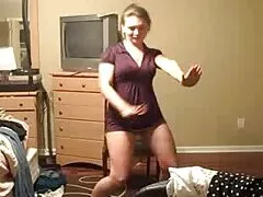 بدلا من الطالب الذي فلم سكس عراقي طويل يذاكر كثيرا لها ، استسلم هولي لرجل أسود