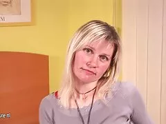 امرأة سمراء افلام جنس عراقي اندي على ديك المطاط